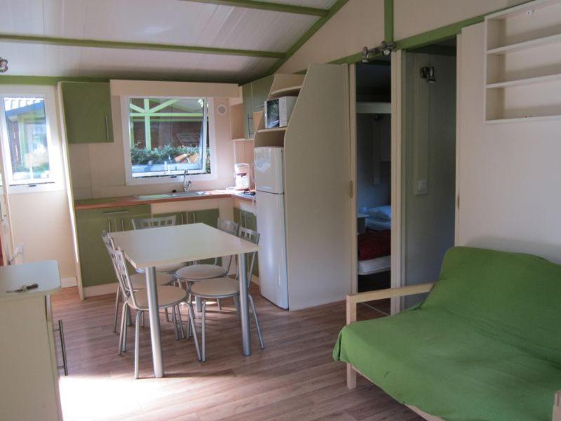 Hotel Camping Le Colporteur Le Bourg-dʼOisans Esterno foto