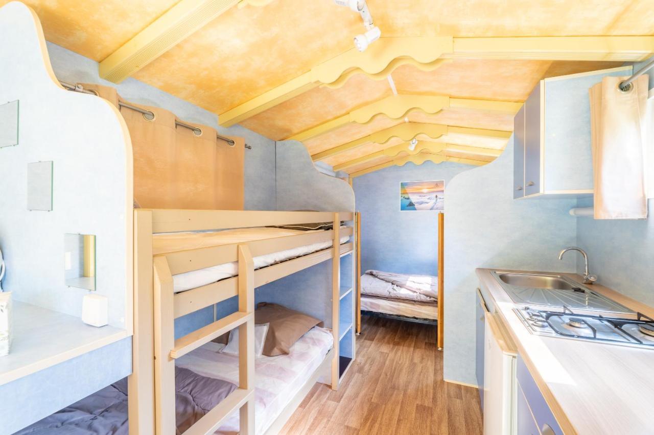 Hotel Camping Le Colporteur Le Bourg-dʼOisans Esterno foto