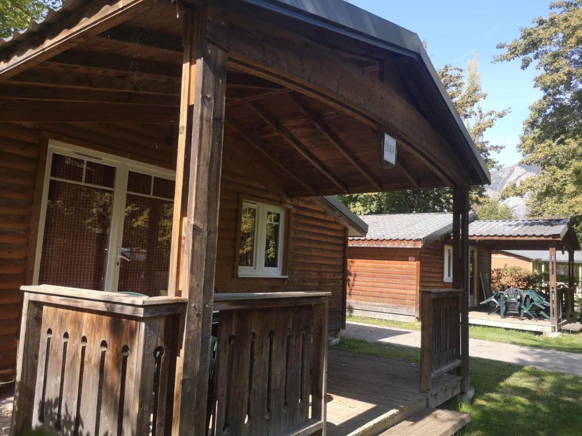 Hotel Camping Le Colporteur Le Bourg-dʼOisans Esterno foto