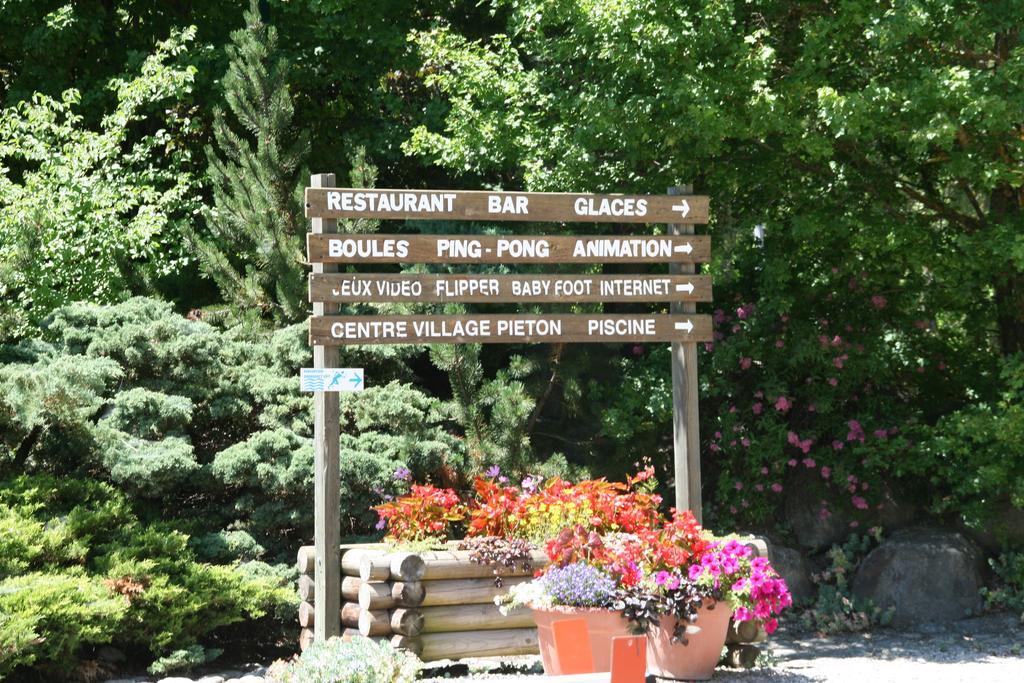 Hotel Camping Le Colporteur Le Bourg-dʼOisans Esterno foto