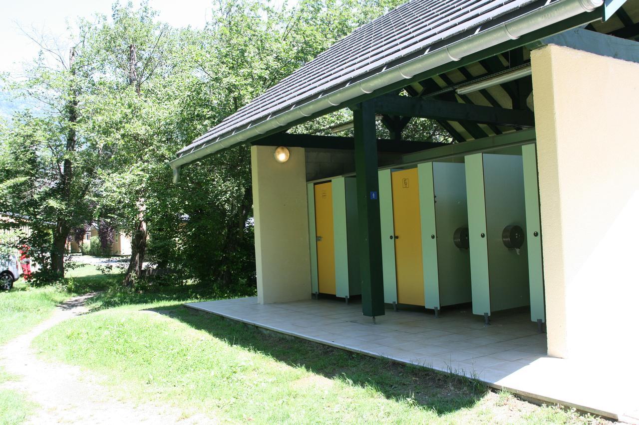 Hotel Camping Le Colporteur Le Bourg-dʼOisans Esterno foto