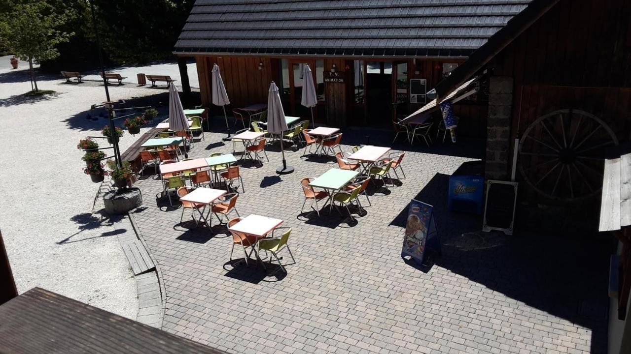 Hotel Camping Le Colporteur Le Bourg-dʼOisans Esterno foto